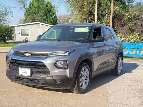 Used 2023 Chevrolet TrailBlazer LS image 1