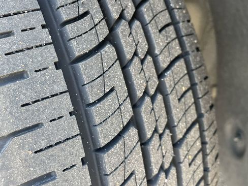 Certified 2022 Kia Telluride SX w/ SX Prestige Package image 37