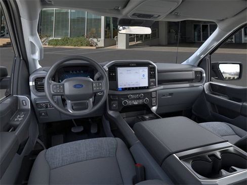 New 2026 Ford F150 XLT w/ XLT Chrome Appearance Package image 9