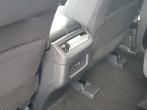 Used 2023 Nissan Pathfinder SV image 27