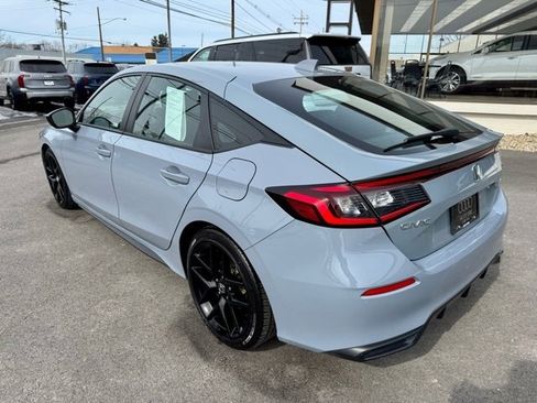 Used 2024 Honda Civic Sport image 3