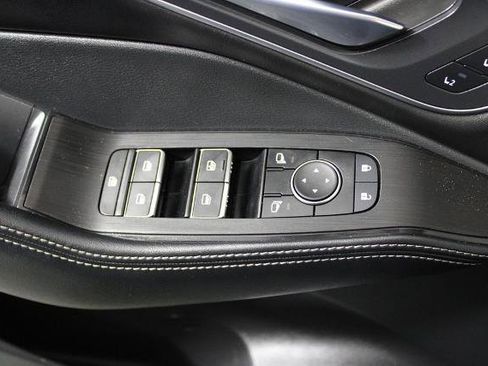Certified 2024 Nissan Rogue Platinum FWD image 25