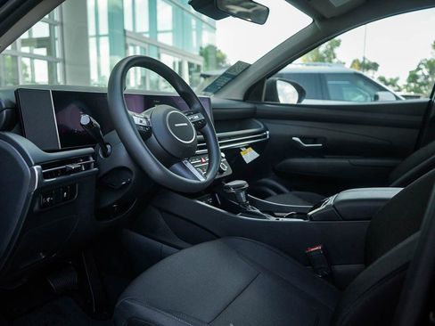 Certified 2026 Hyundai Tucson SE image 17