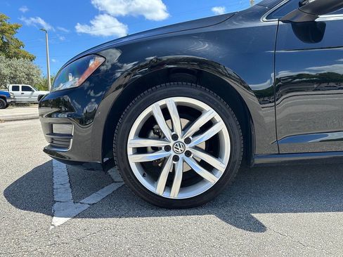 Used 2015 Volkswagen Golf TDI SEL FWD image 8