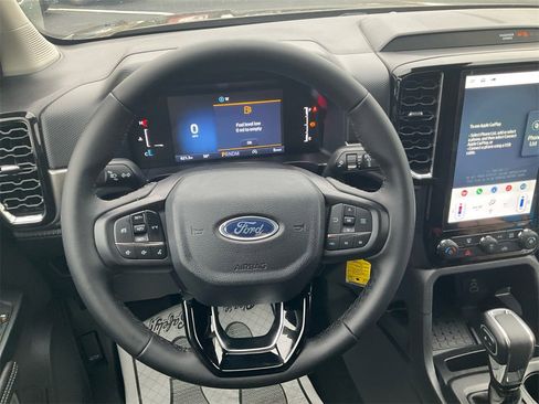 New 2025 Ford Ranger XLT w/ FX4 Off-Road Package image 21