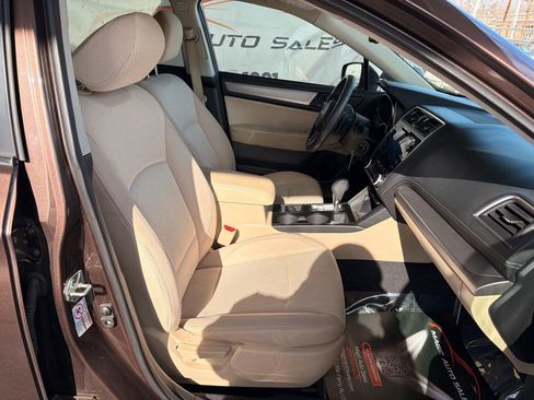 Used 2019 Subaru Outback 2.5i Premium image 22