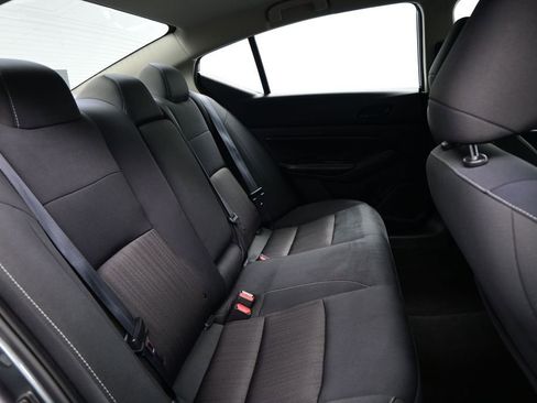 Used 2024 Nissan Altima 2.5 SV FWD image 22