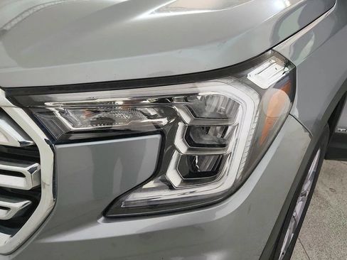 Used 2024 GMC Terrain SLT AWD/4WD image 38