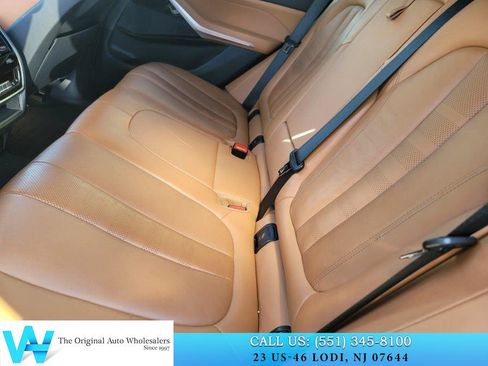Used 2021 BMW X5 xDrive40i w/ Premium Package 2 AWD/4WD image 14