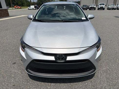 Used 2023 Toyota Corolla LE FWD image 12