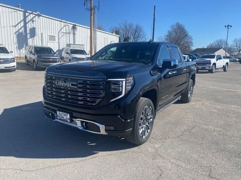 Used 2023 GMC Sierra 1500 Denali Ultimate image 2