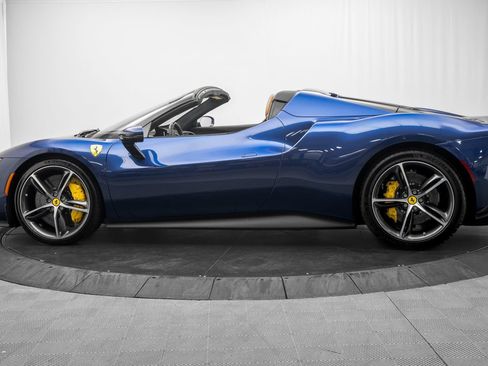 Used 2024 Ferrari 296 GTS RWD image 4