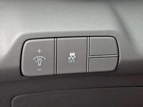 Used 2024 Hyundai Elantra SEL FWD image 26