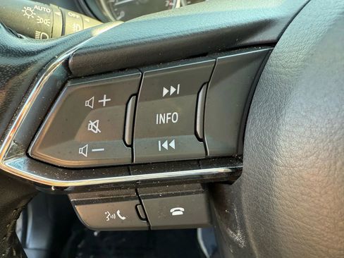 Used 2023 MAZDA CX-9 Touring image 16