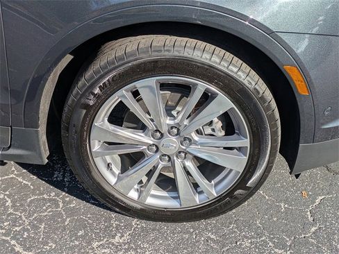 Certified 2023 Cadillac XT5 Premium Luxury w/ Technology Package image 10