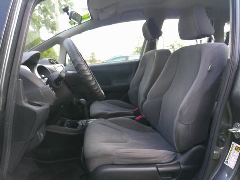 Used 2013 Honda Fit image 12