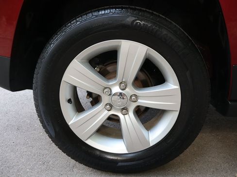 Used 2015 Jeep Patriot Limited w/ Sun/Sound Group FWD image 42