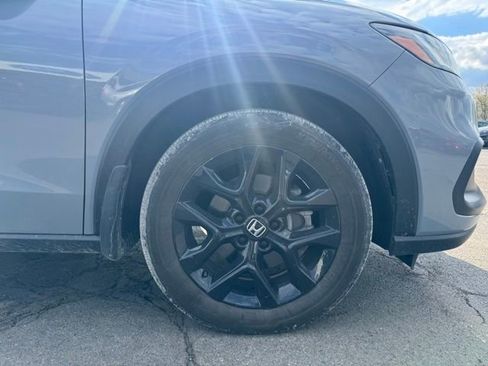 Used 2024 Honda HR-V Sport image 11