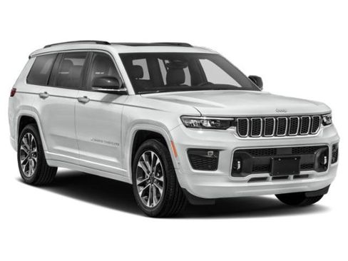 Used 2021 Jeep Grand Cherokee L Overland w/ Luxury Tech Group IV AWD/4WD image 9