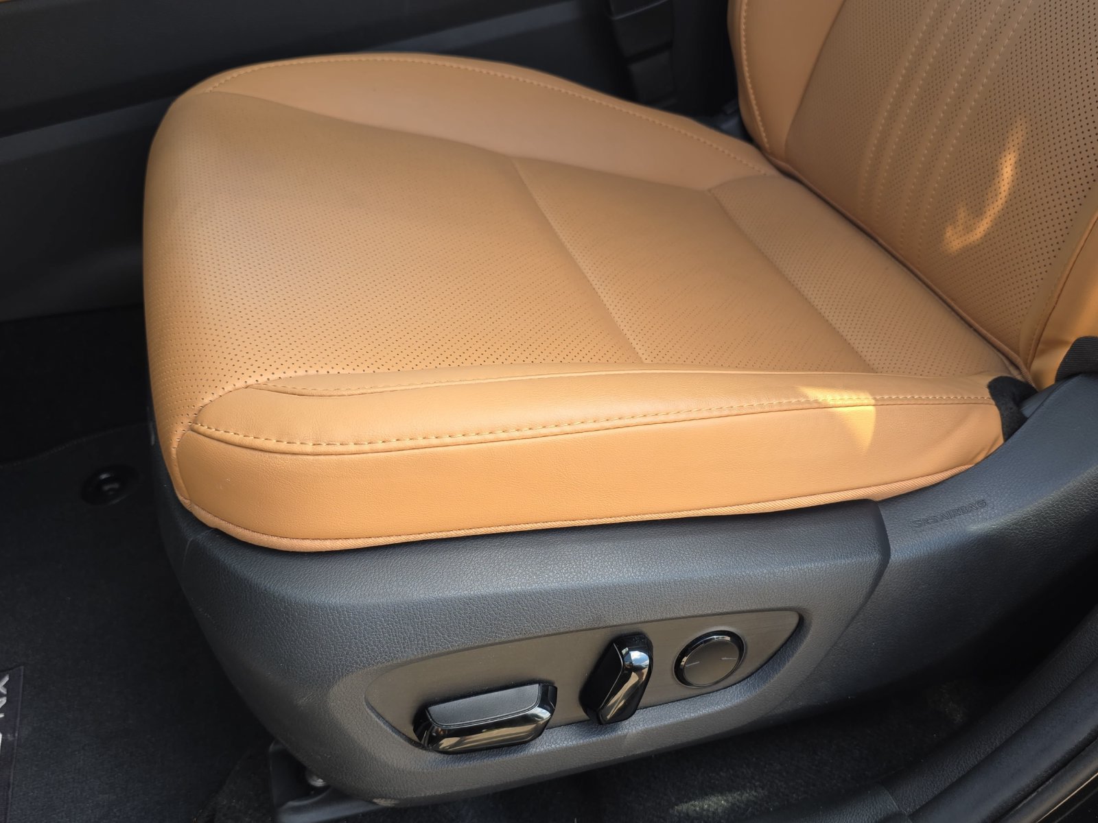 Used 2022 Lexus NX 350 AWD image 26