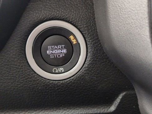 Certified 2025 RAM 1500 Laramie AWD/4WD image 23