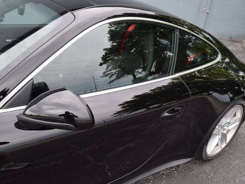 Used 2015 Porsche 911 Carrera 4S AWD/4WD image 9