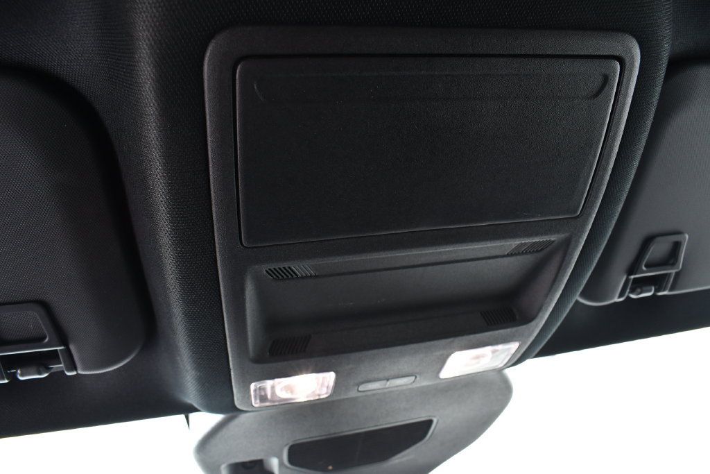 Used 2023 Ford Escape ST-Line w/ Tech Pack #1 AWD/4WD image 34