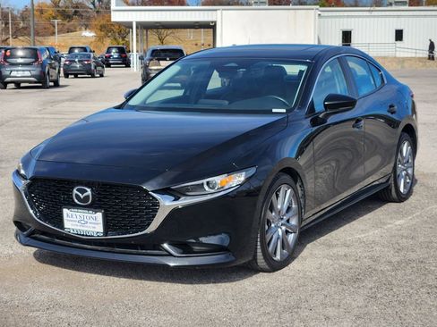 Used 2025 MAZDA MAZDA3 s image 3