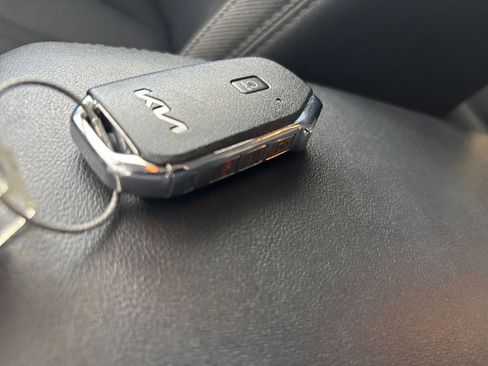 Used 2023 Kia K5 LXS image 21