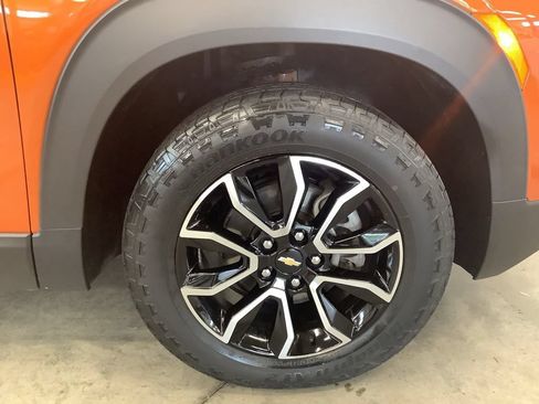 Used 2023 Chevrolet TrailBlazer ACTIV w/ Sun and Liftgate Package AWD/4WD image 27