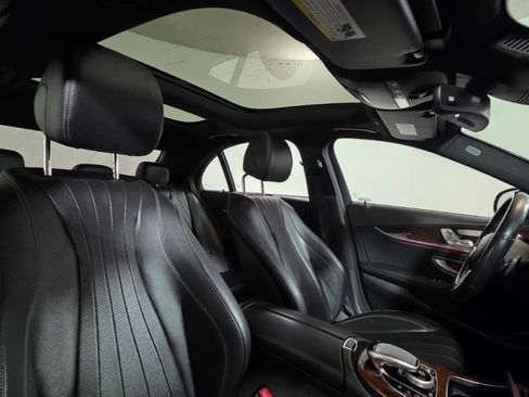 Used 2019 Mercedes-Benz E 300 4MATIC w/ Premium 1 Package image 12