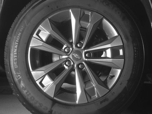 Used 2025 Chevrolet Equinox LT FWD image 15