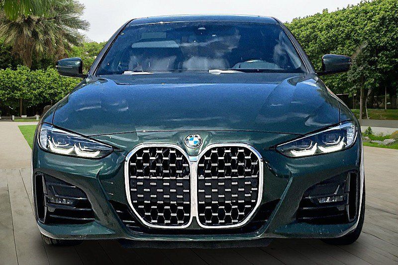 Used 2021 BMW 430i Coupe w/ M Sport Package RWD image 2