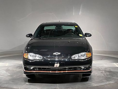 Used 2005 Chevrolet Monte Carlo SS FWD image 3