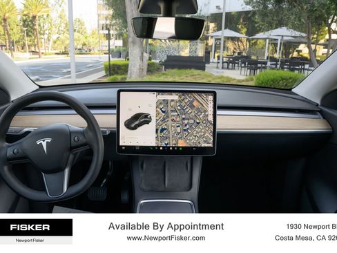 Used 2021 Tesla Model Y Long Range AWD/4WD image 21