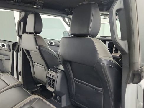 Used 2026 Ford Bronco Outer Banks AWD/4WD image 46