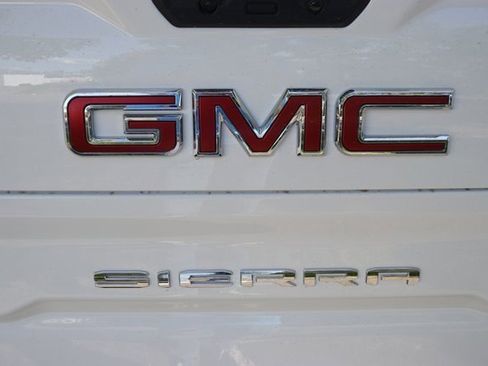 New 2026 GMC Sierra 1500 Elevation image 6