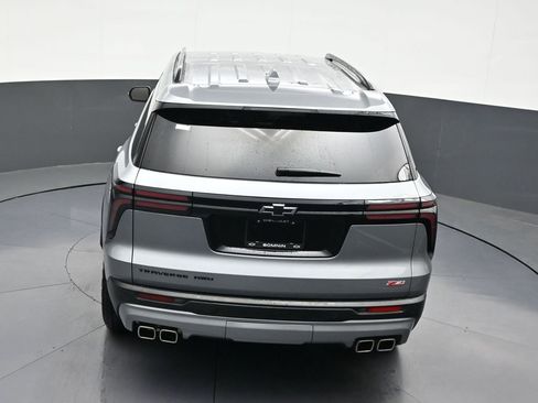 Used 2025 Chevrolet Traverse Z71 image 19