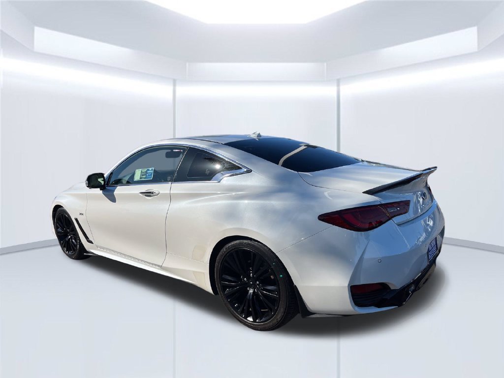Used 2017 INFINITI Q60 3.0t w/ Premium Plus Package 3.0T RWD image 3