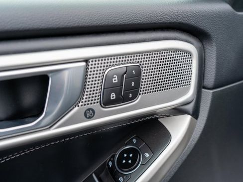 Used 2023 Ford Explorer Limited image 20