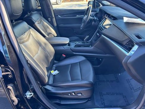 Certified 2025 Cadillac XT5 Premium Luxury image 32