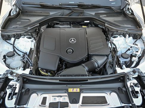 New 2026 Mercedes-Benz GLC 300 image 31