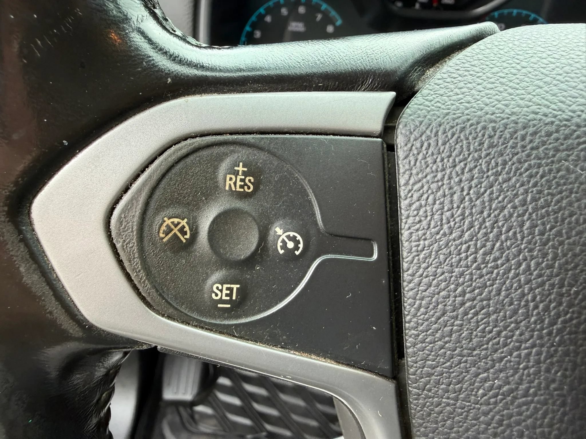 Used 2016 Chevrolet Colorado LT w/ Midnight Edition AWD/4WD image 38