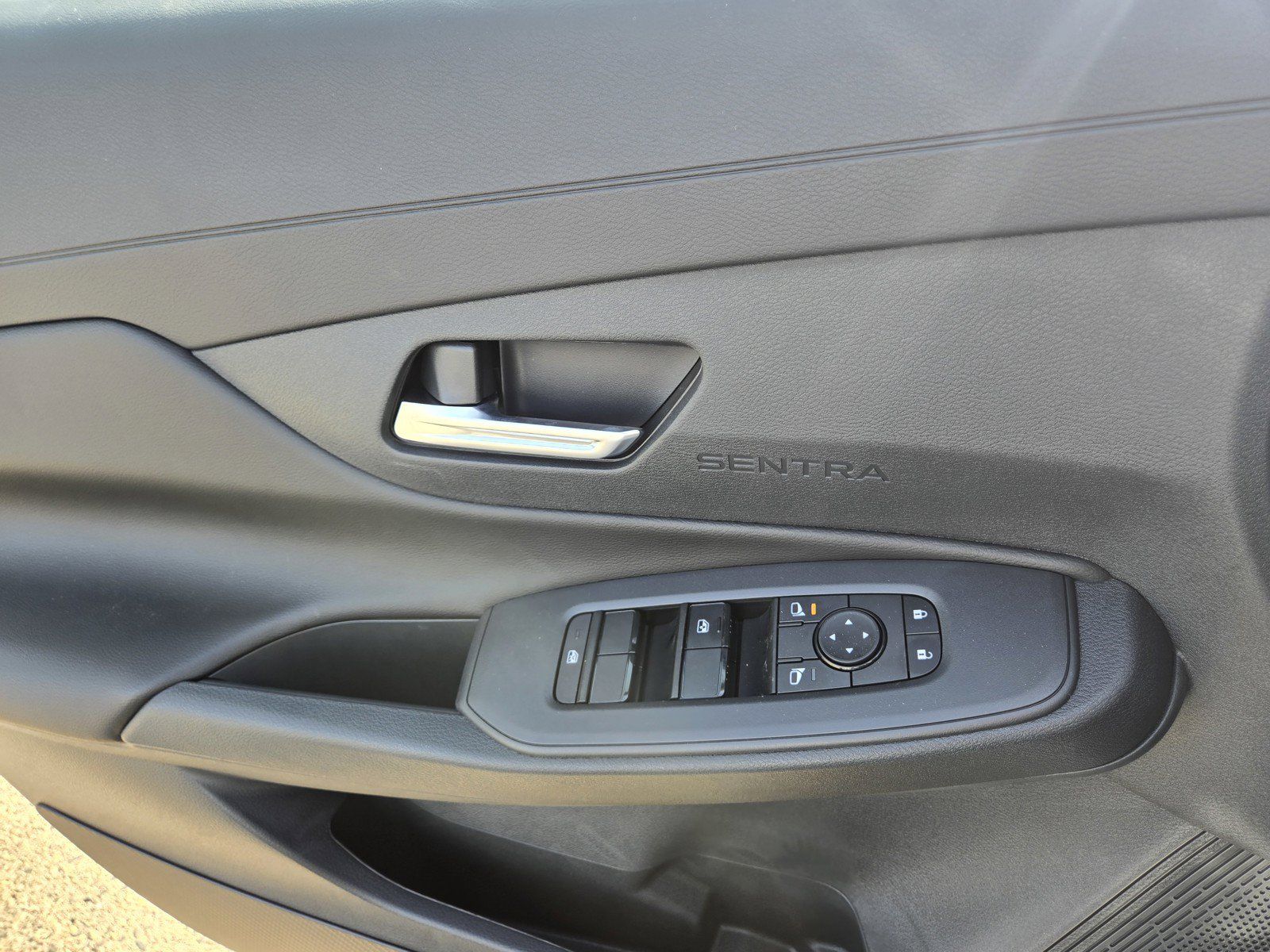 New 2026 Nissan Sentra SV w/ SV Convenience Package FWD image 11