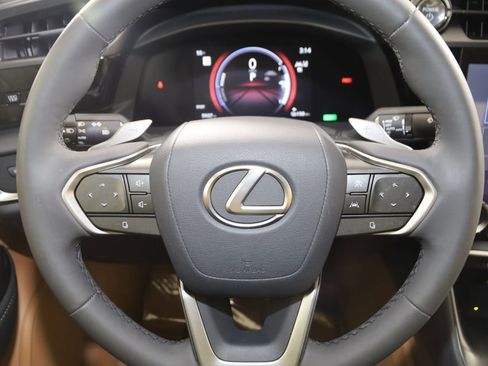 Used 2024 Lexus RZ 450e Premium w/ Technology Package AWD/4WD image 40