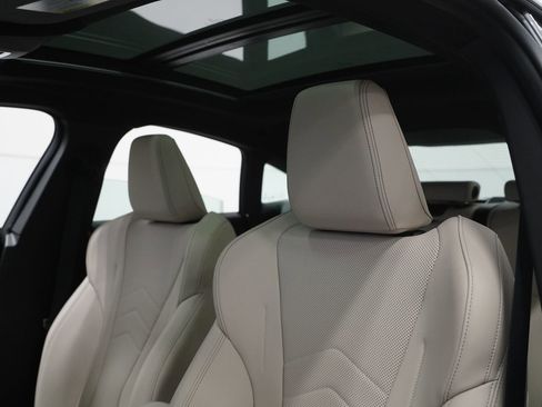 Used 2025 BMW M235i xDrive w/ Premium Package image 14