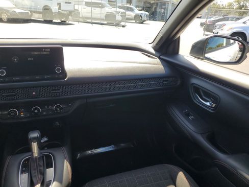 Used 2023 Honda HR-V Sport image 13