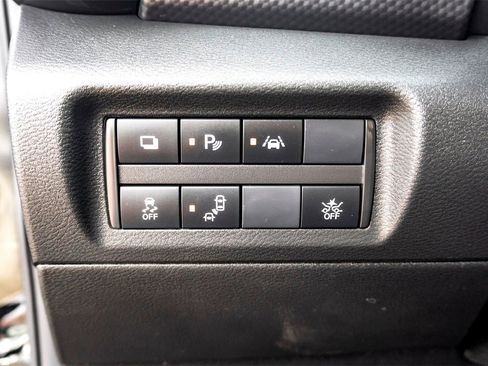 Used 2025 Nissan Kicks Play S image 16