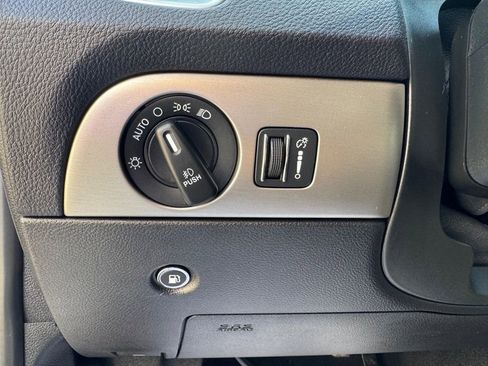 Used 2020 Dodge Durango SXT AWD/4WD image 15