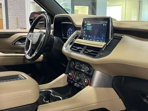Certified 2022 Chevrolet Tahoe Premier AWD/4WD image 8